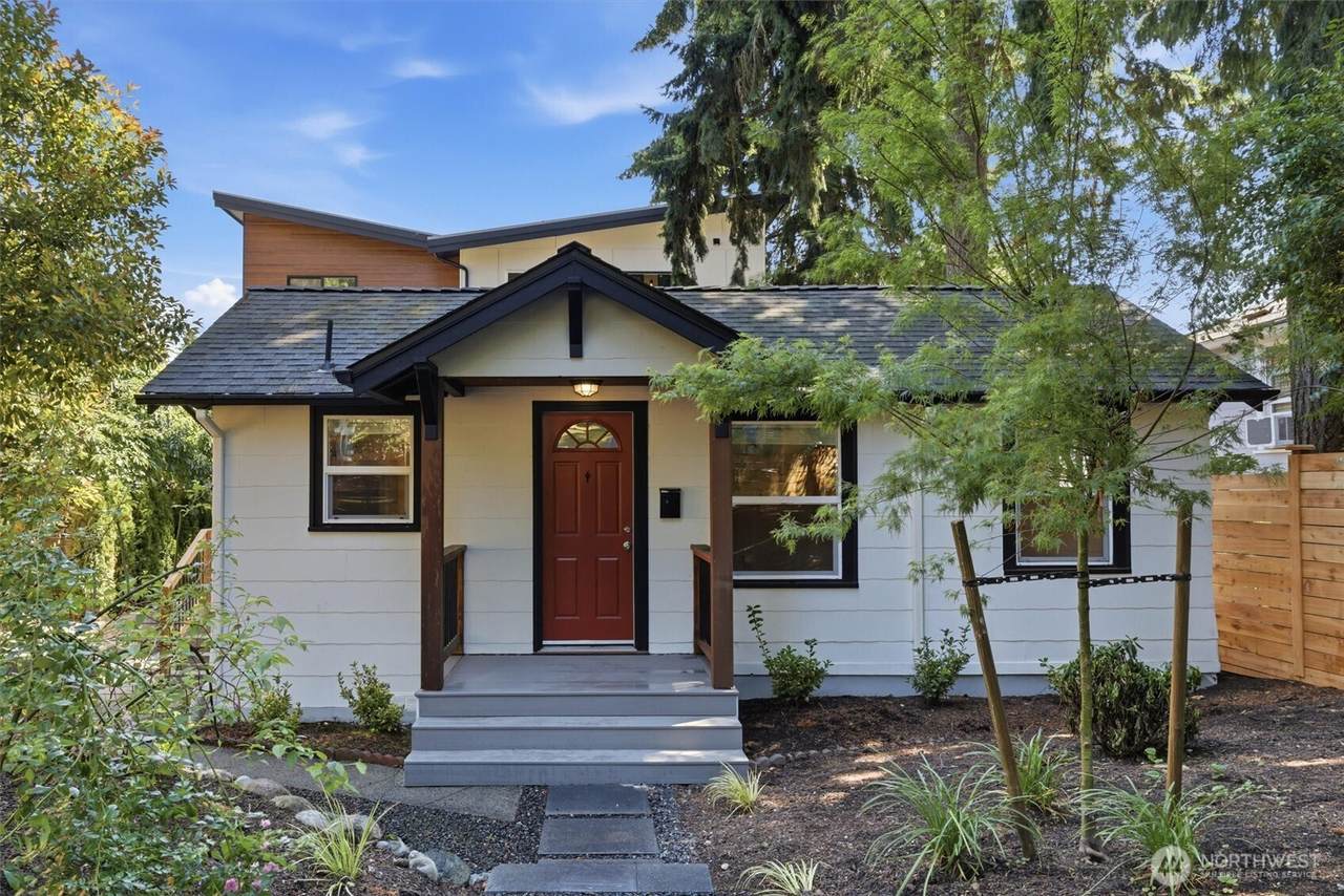 5444 40th Avenue - Photo 1