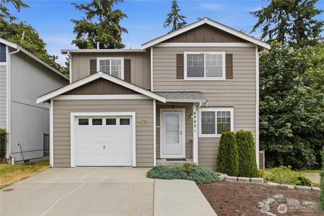 4945 Bowwood Circle - Photo 1