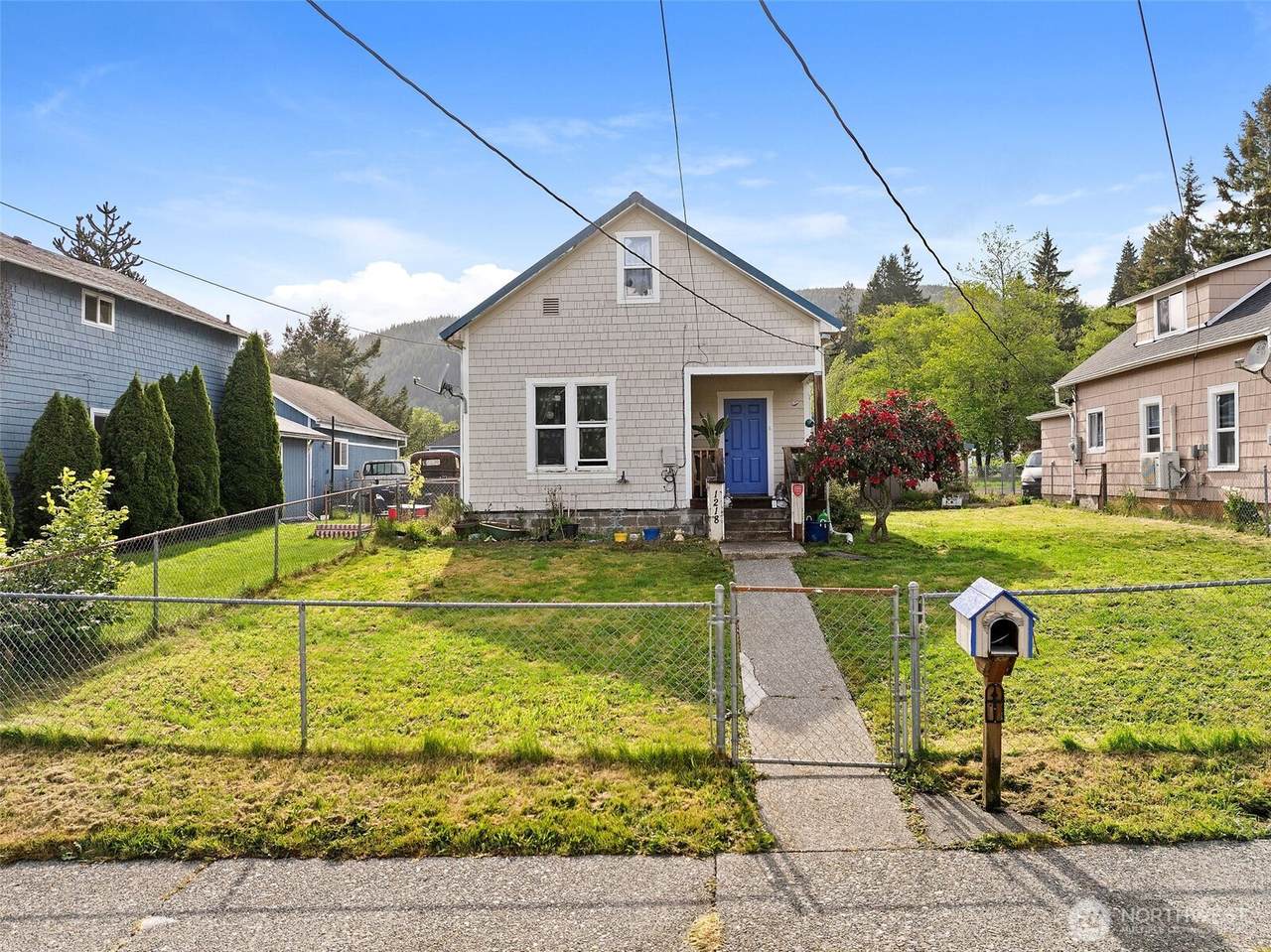 1218 Cedar Street - Photo 1
