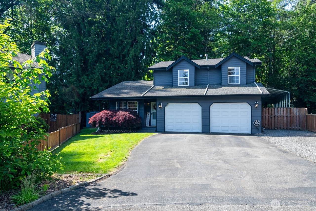 8820 Shady Forrest Place - Photo 1