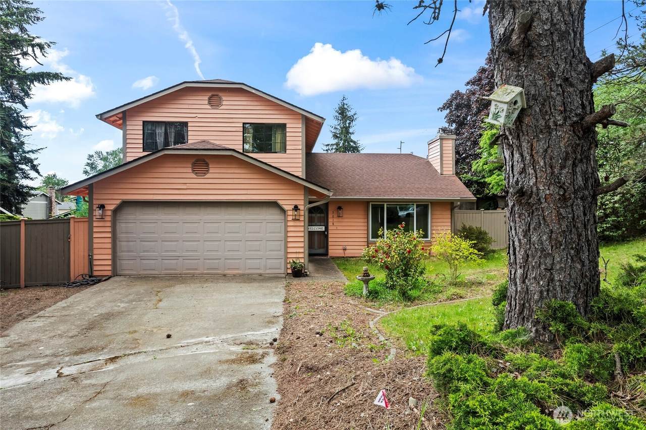 5018 301st Drive - Photo 1