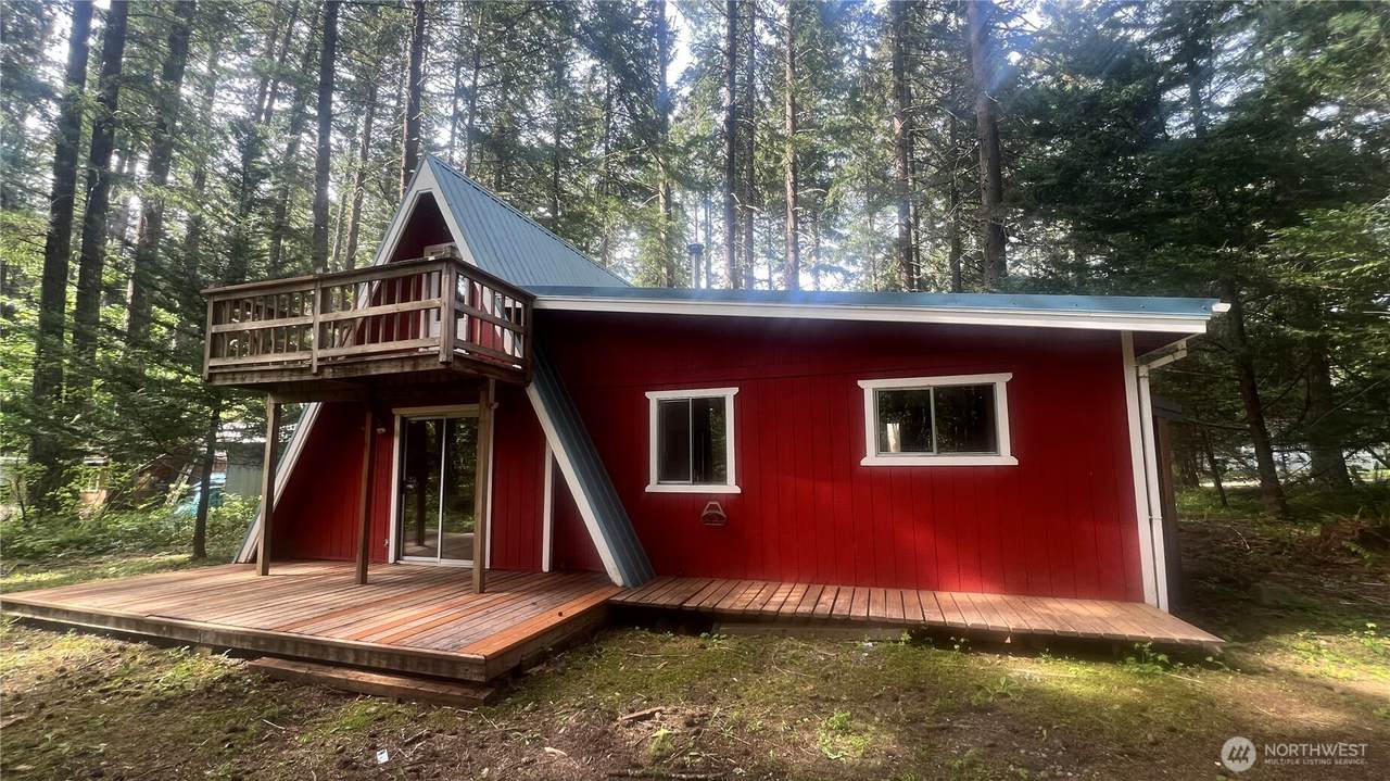 140 Maple Way - Photo 1