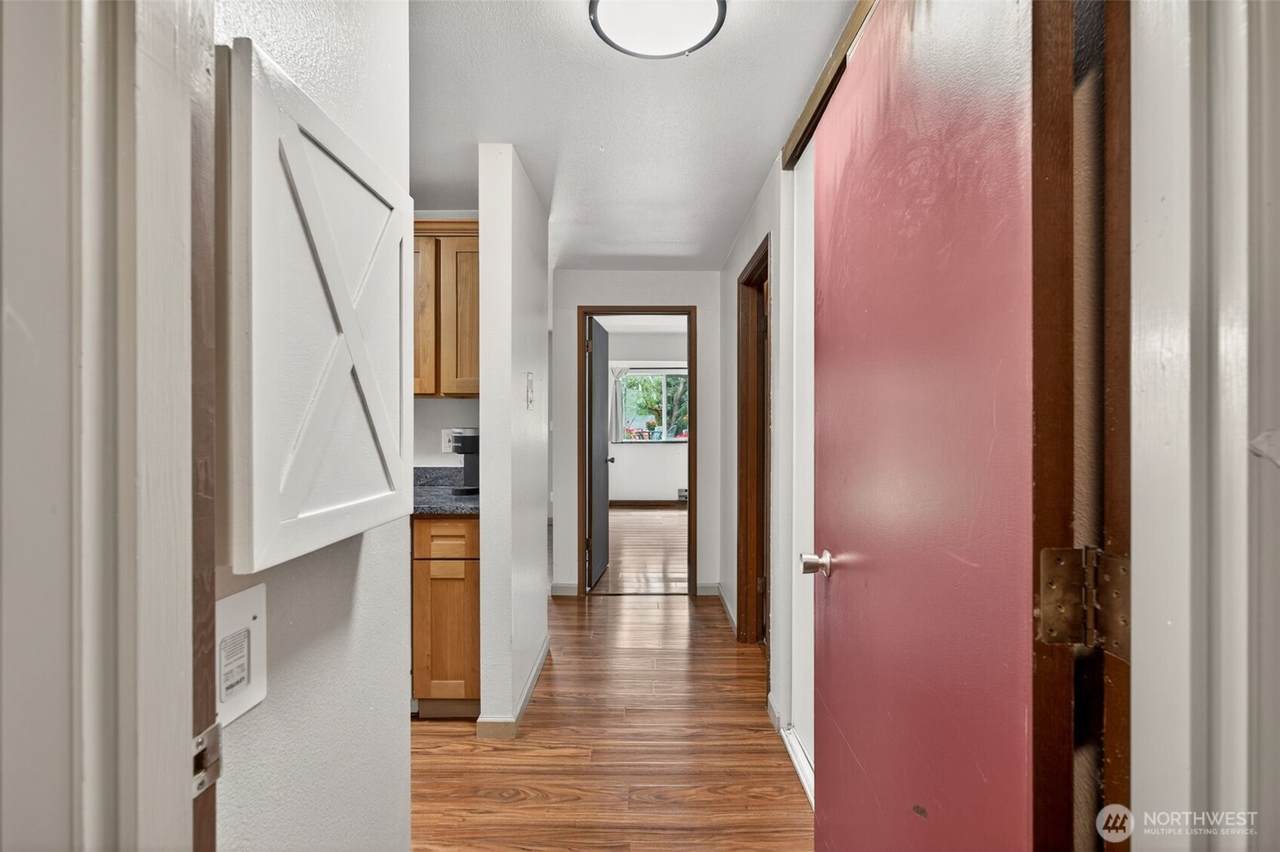 19428 Aurora Avenue - Photo 1