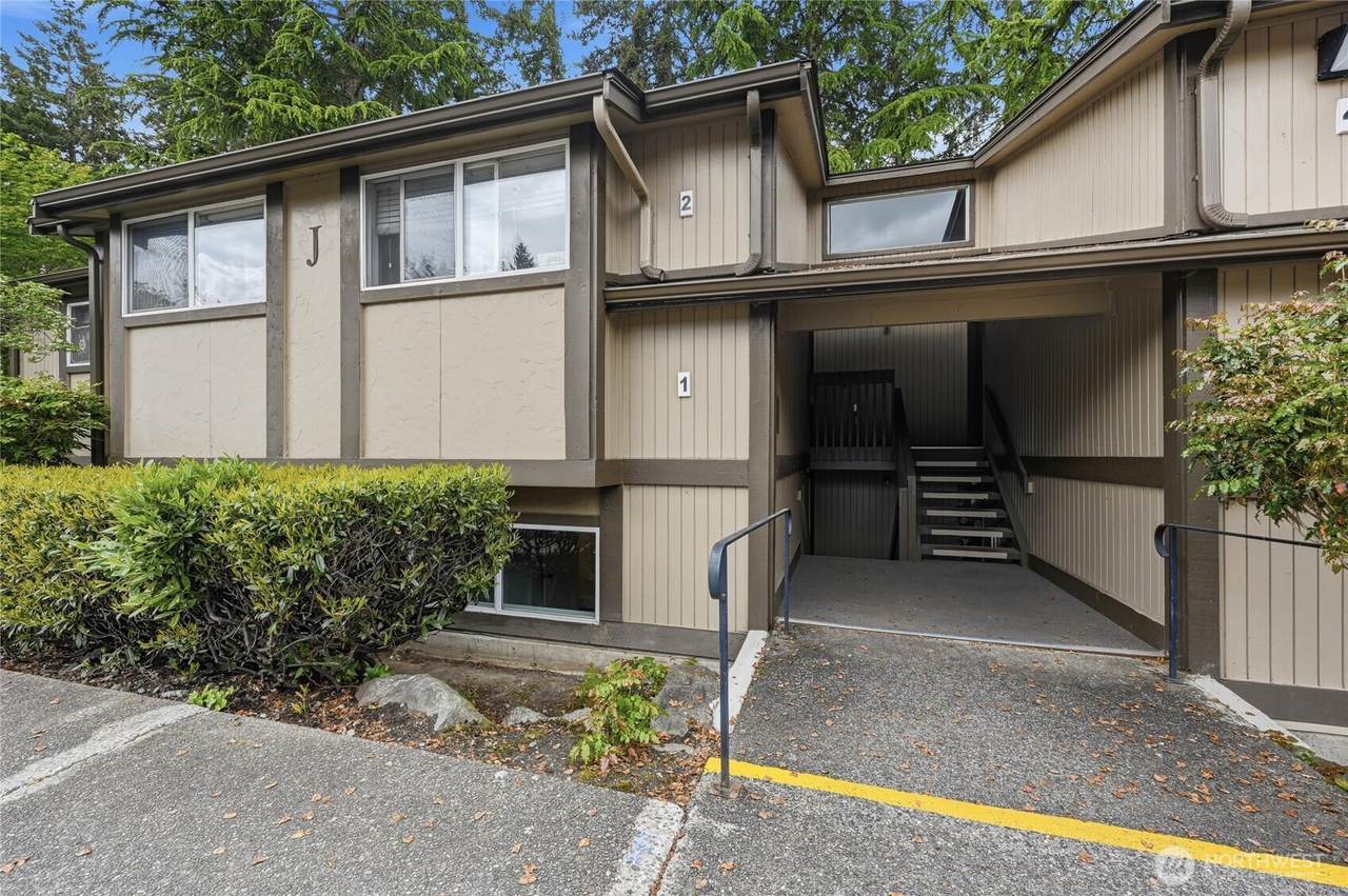 4727 176th Street - Photo 1