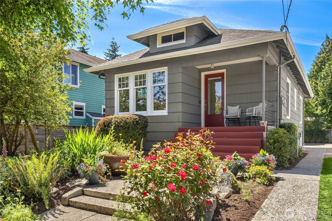 6719 9th Avenue - Photo 1