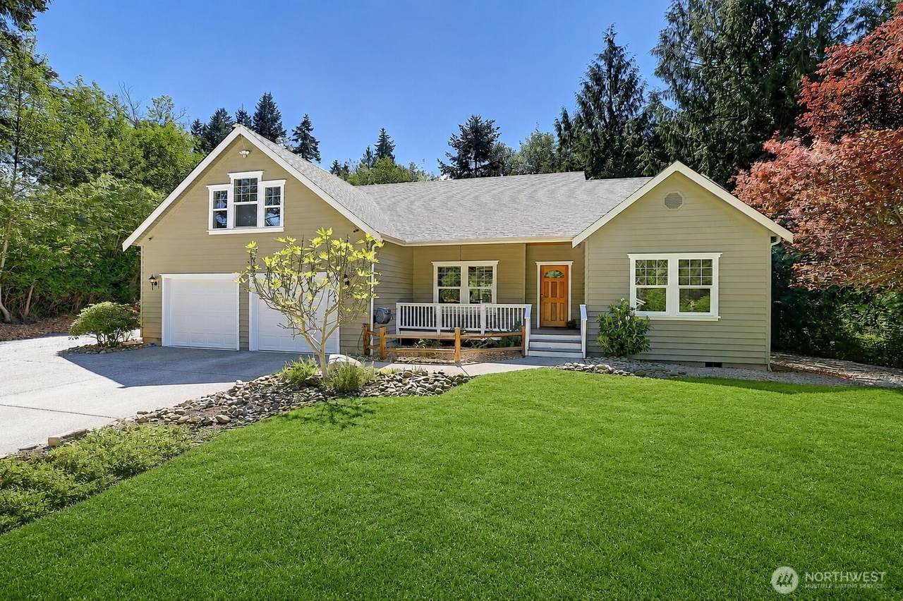 308 Ridgelawn Place - Photo 1