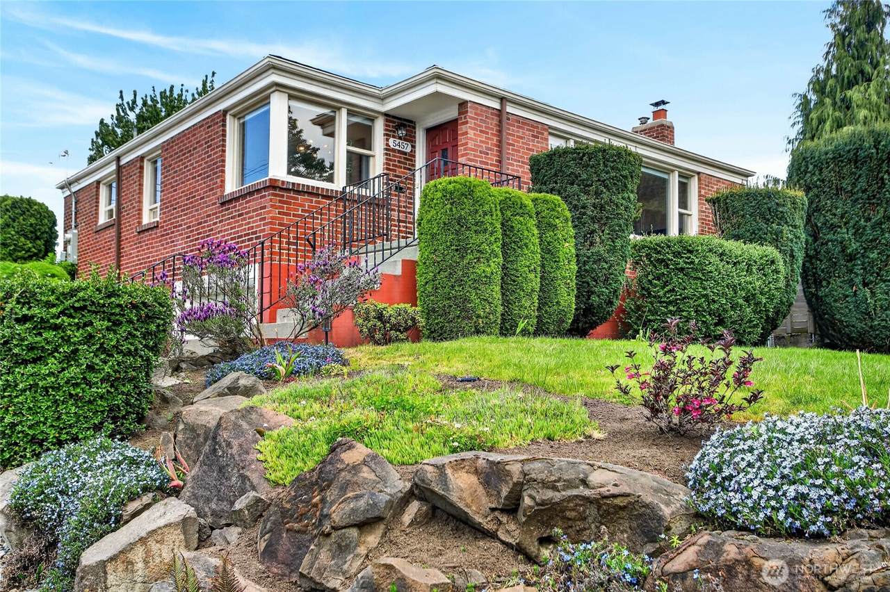 5457 35th Avenue - Photo 1