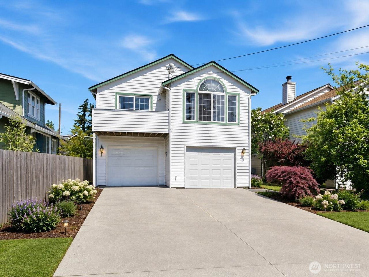 512 104th Street - Photo 1