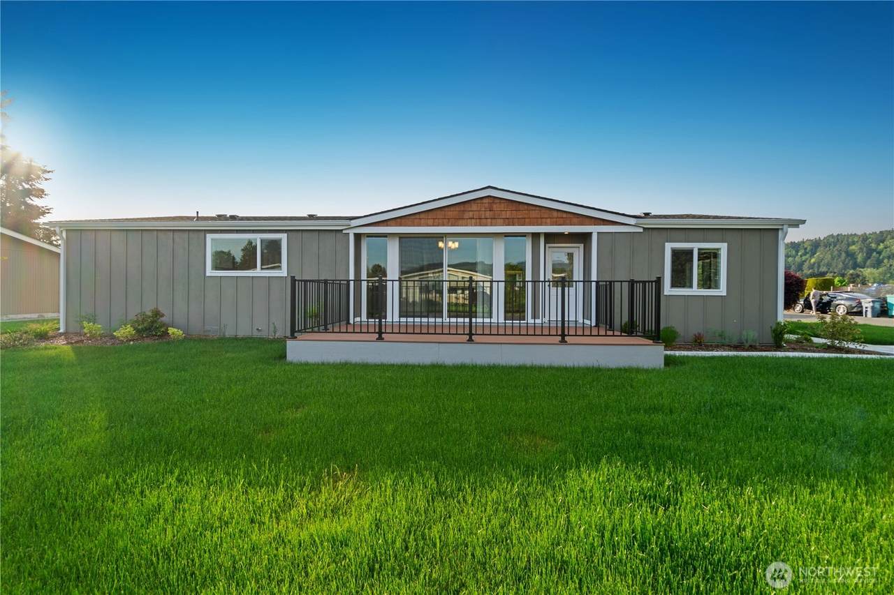 836 Harmon Way - Photo 1