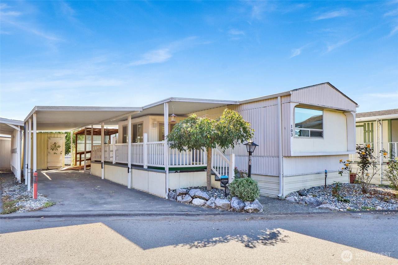 1200 Lincoln Street - Photo 1