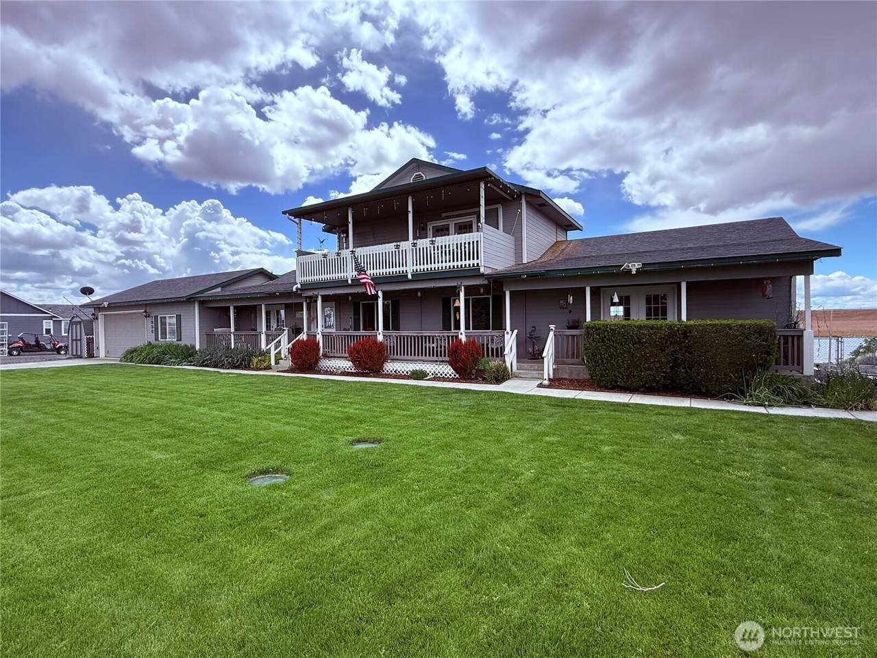 7890 Stonecrest Road - Photo 1