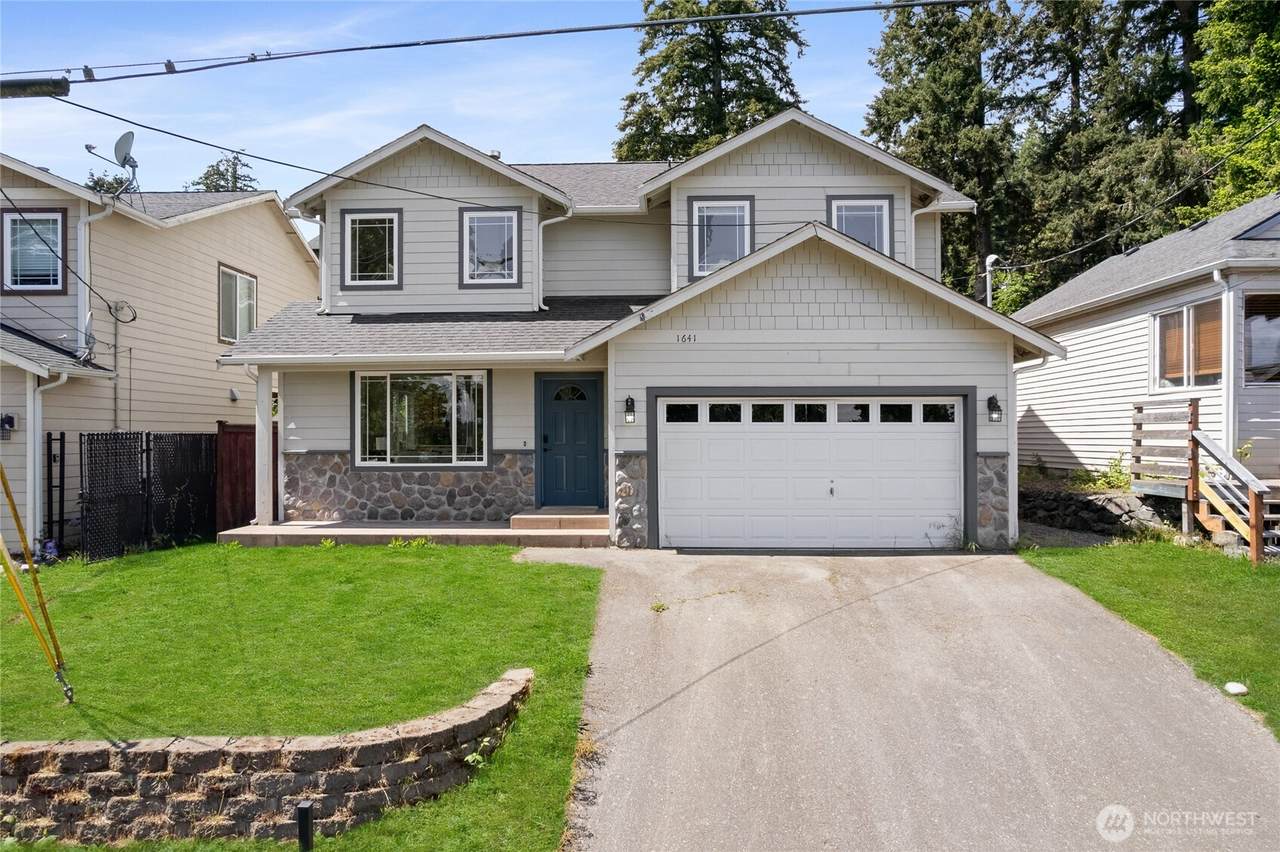 1641 Bayview Drive - Photo 1