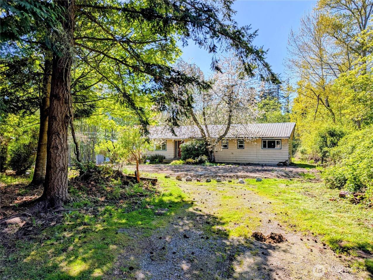 511 Beach Road - Photo 1