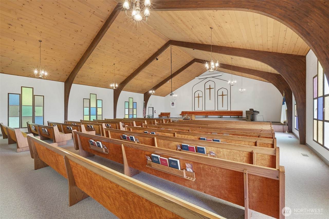 https://bt-photos.global.ssl.fastly.net/nwmls/1280_boomver_1_2526102-1.jpg