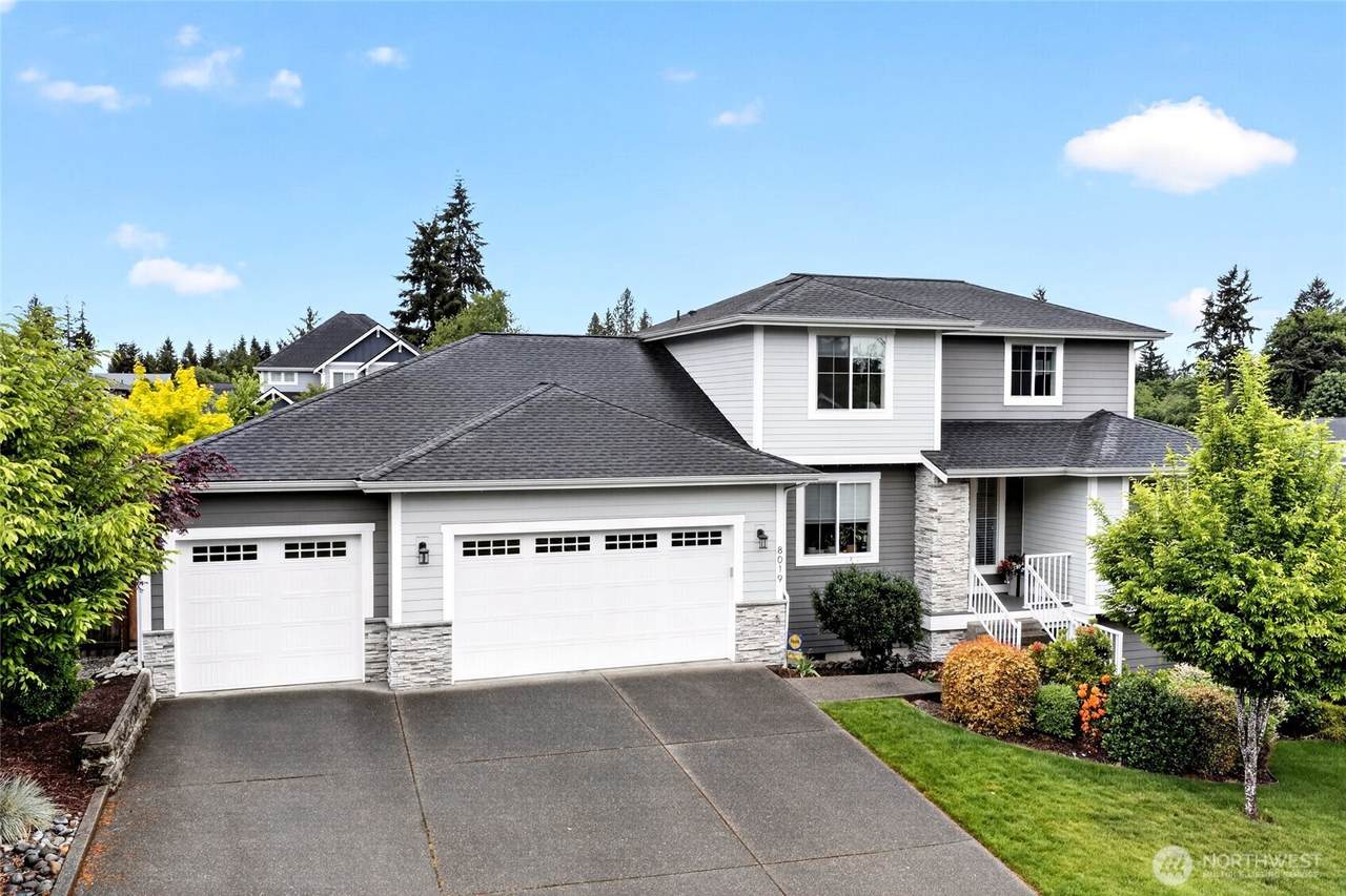 8019 119th Street - Photo 1