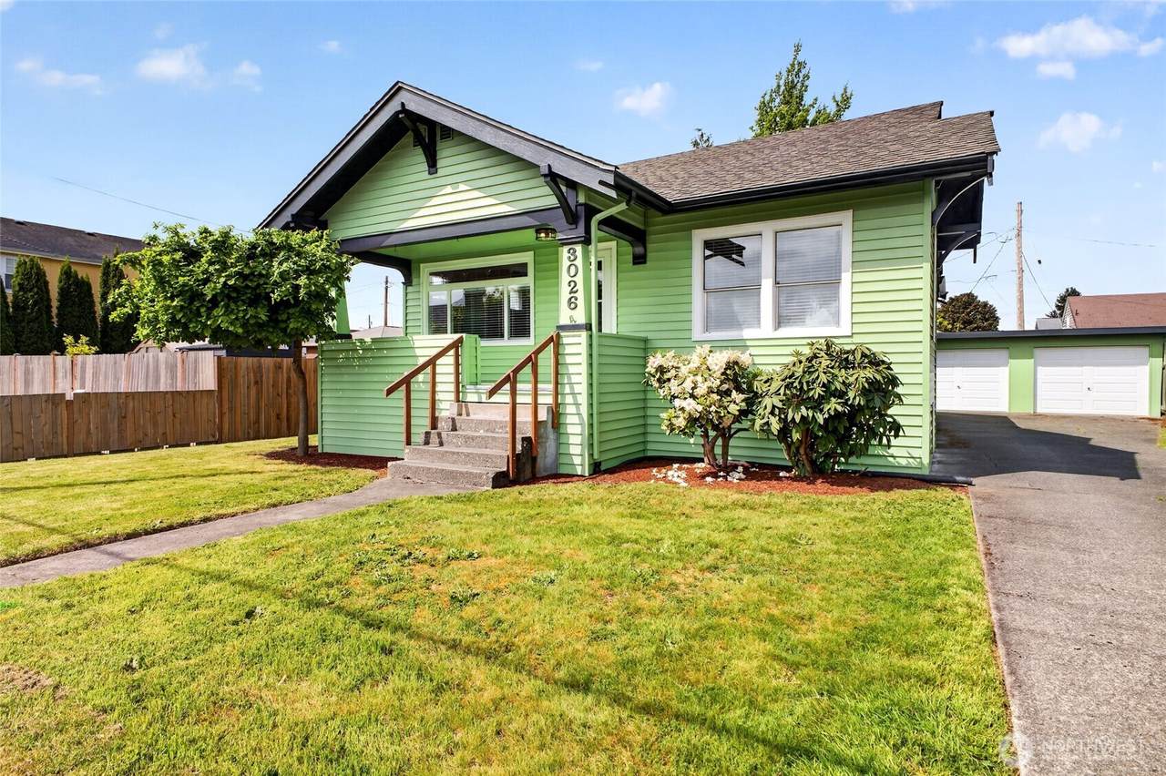 3026 Porter Street - Photo 1