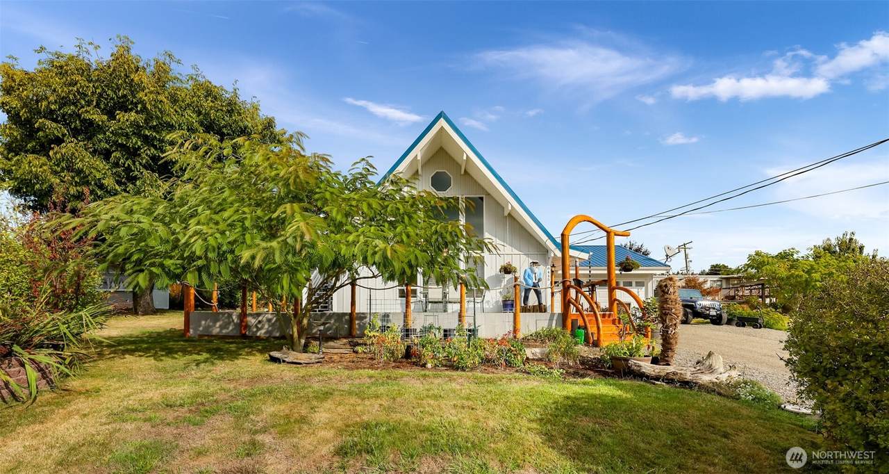 8415 Donald Way - Photo 1