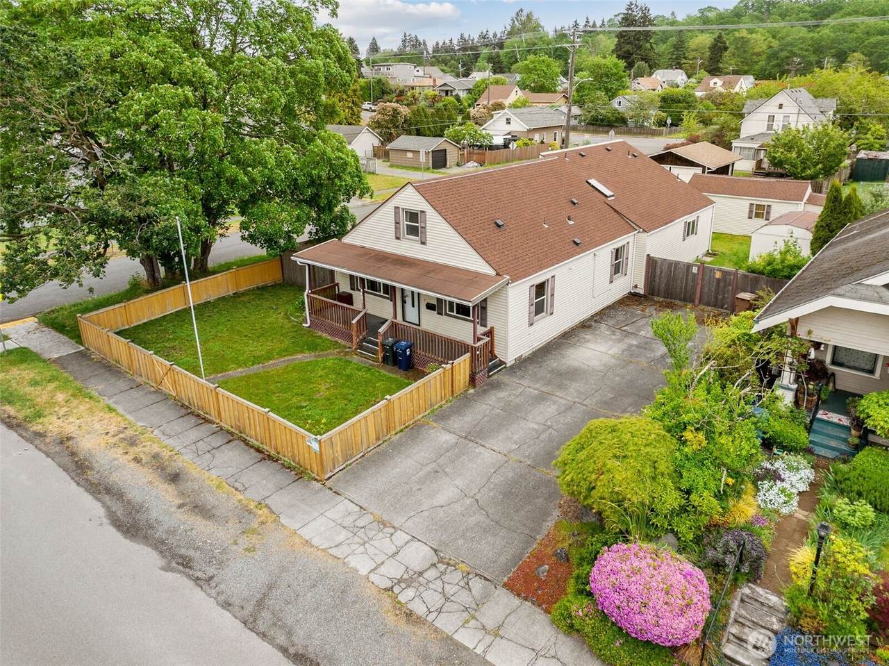 5801 Pine Street - Photo 1