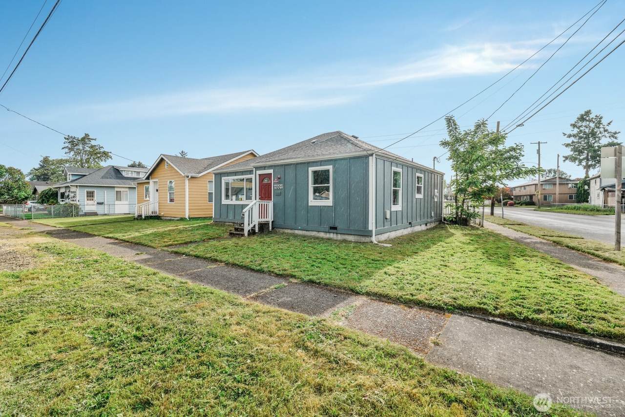 1001 6th Avenue - Photo 1