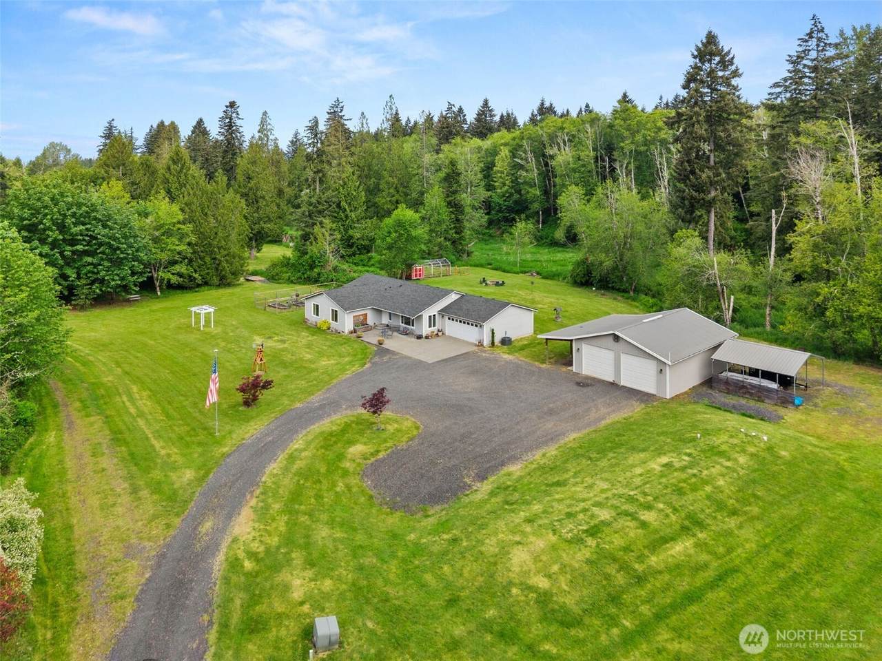 https://bt-photos.global.ssl.fastly.net/nwmls/1280_boomver_1_2527310-1.jpg