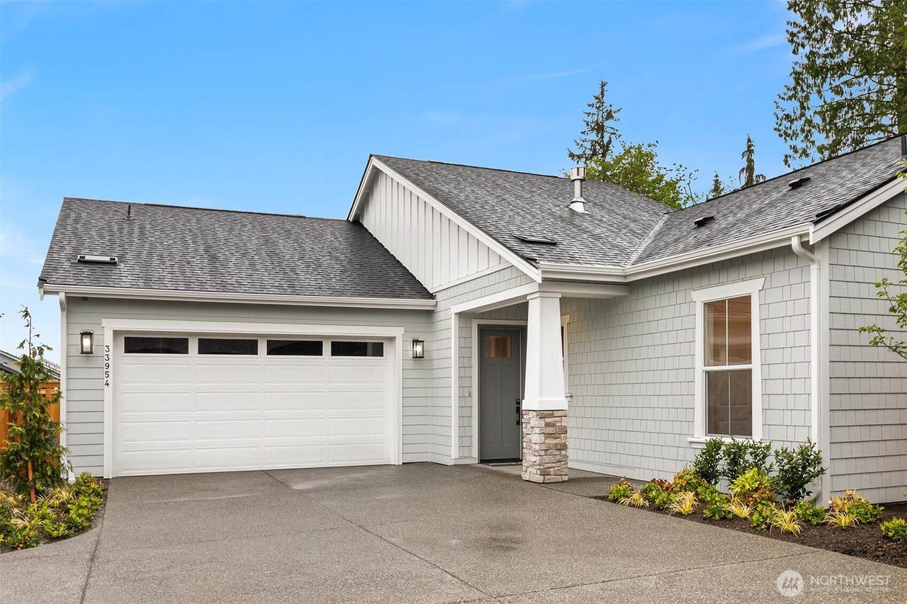 33954 Buckeye Avenue - Photo 1