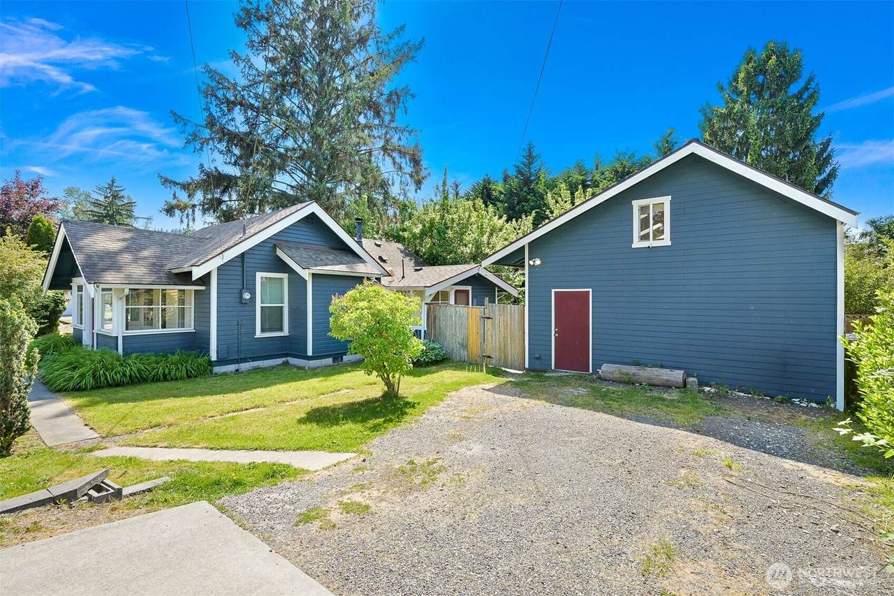 1706 24th Street - Photo 1