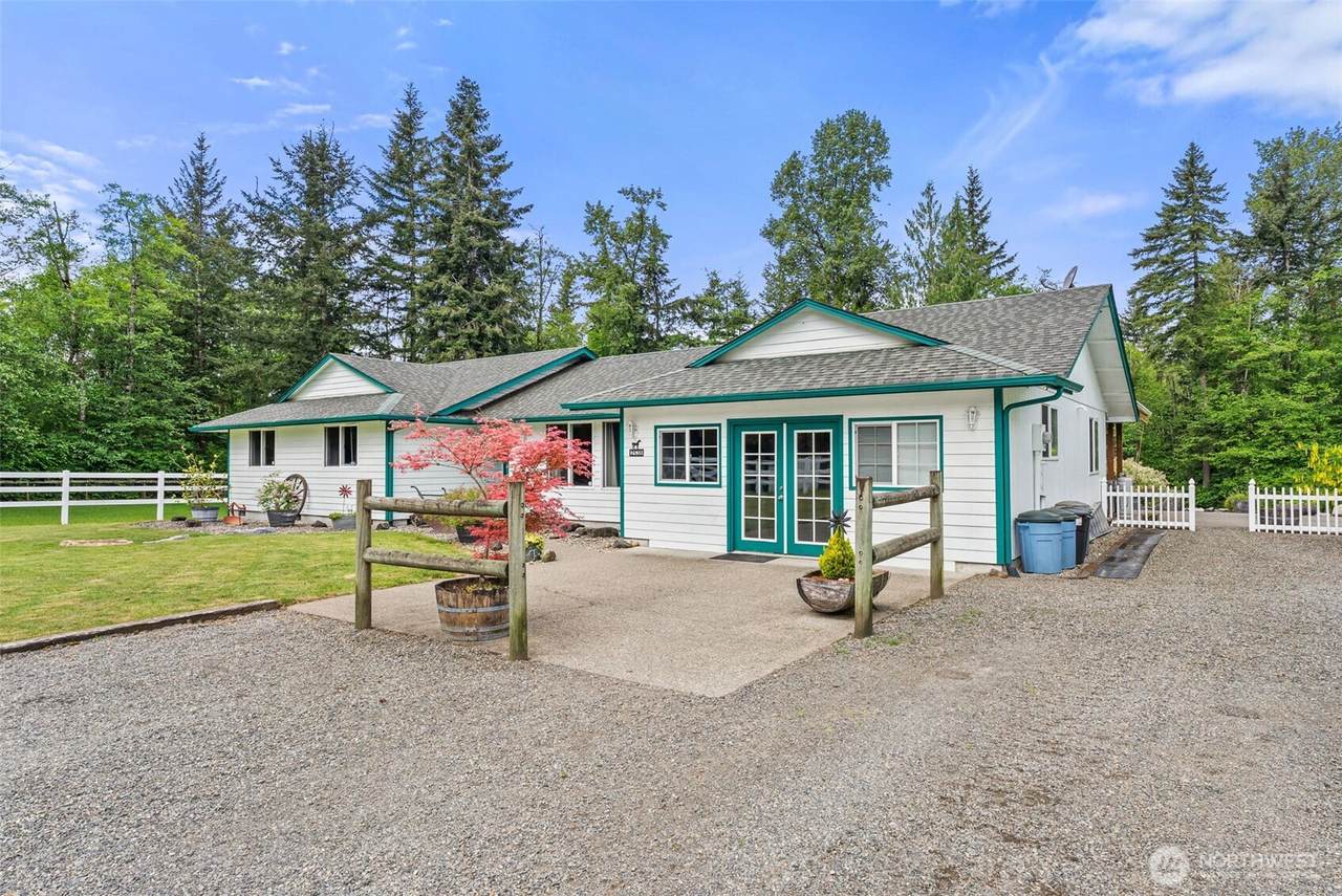 2538 157th Lane - Photo 1