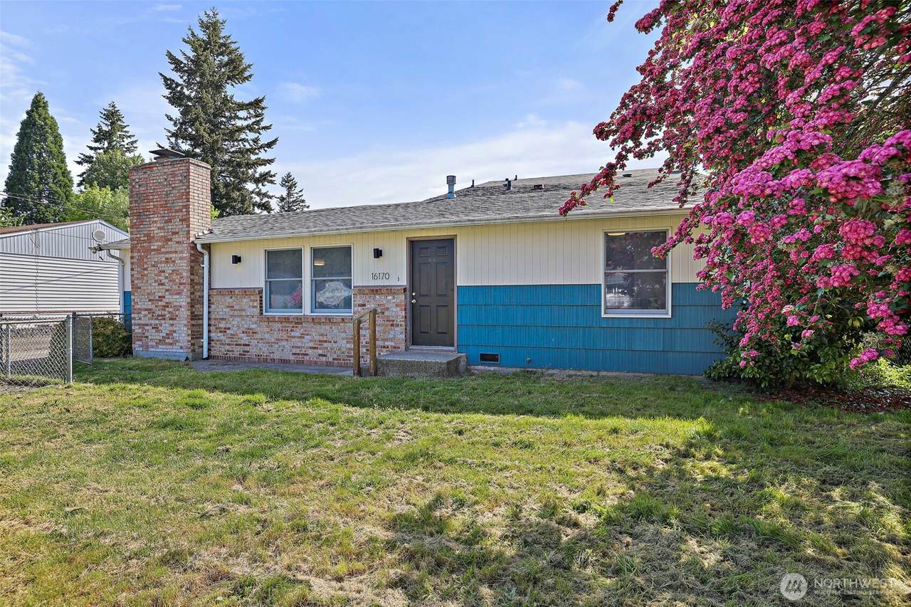16170 120th Avenue - Photo 1