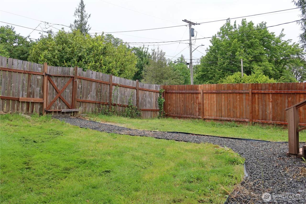 https://bt-photos.global.ssl.fastly.net/nwmls/1280_boomver_1_2529030-1.jpg