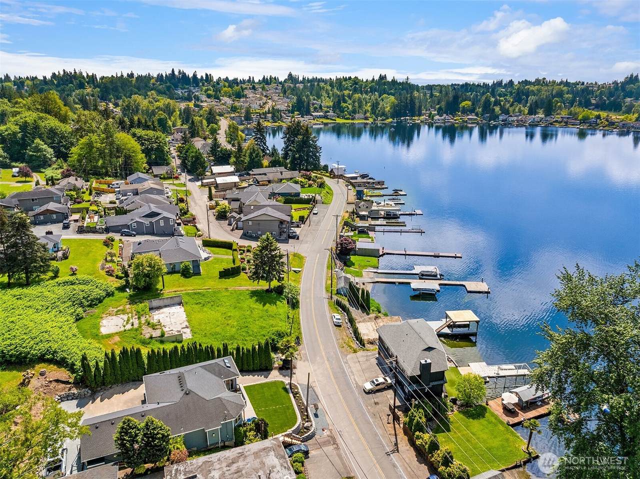 418 423 Lake Stevens Road - Photo 1