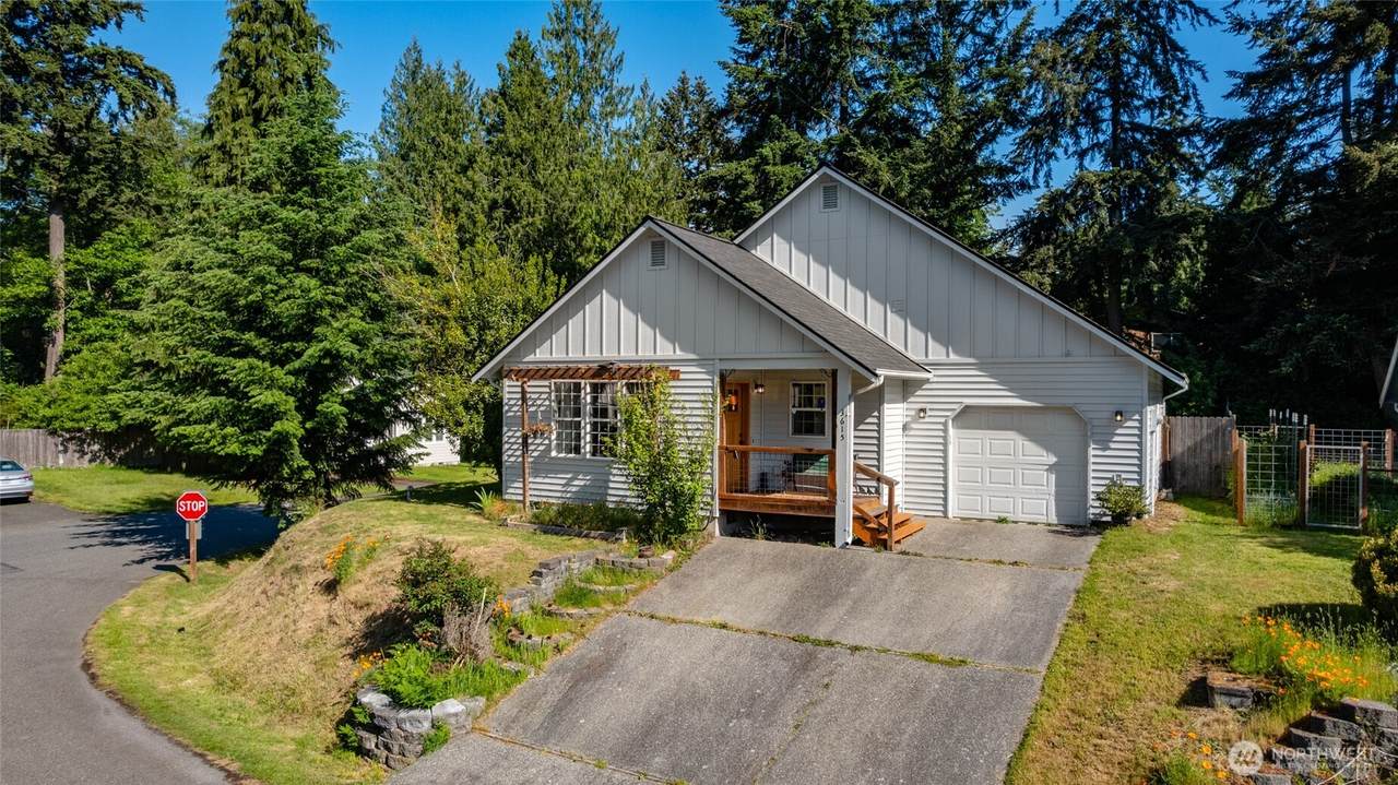3615 Britzman Loop - Photo 1