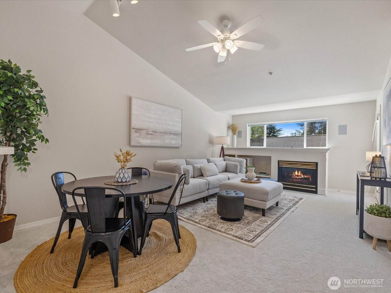 11518 12th Avenue - Photo 1