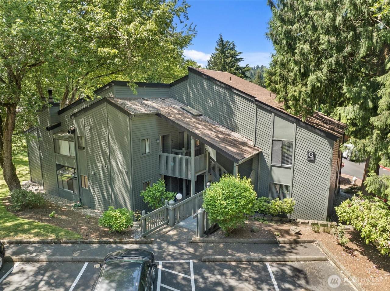 10015 123rd Street - Photo 1