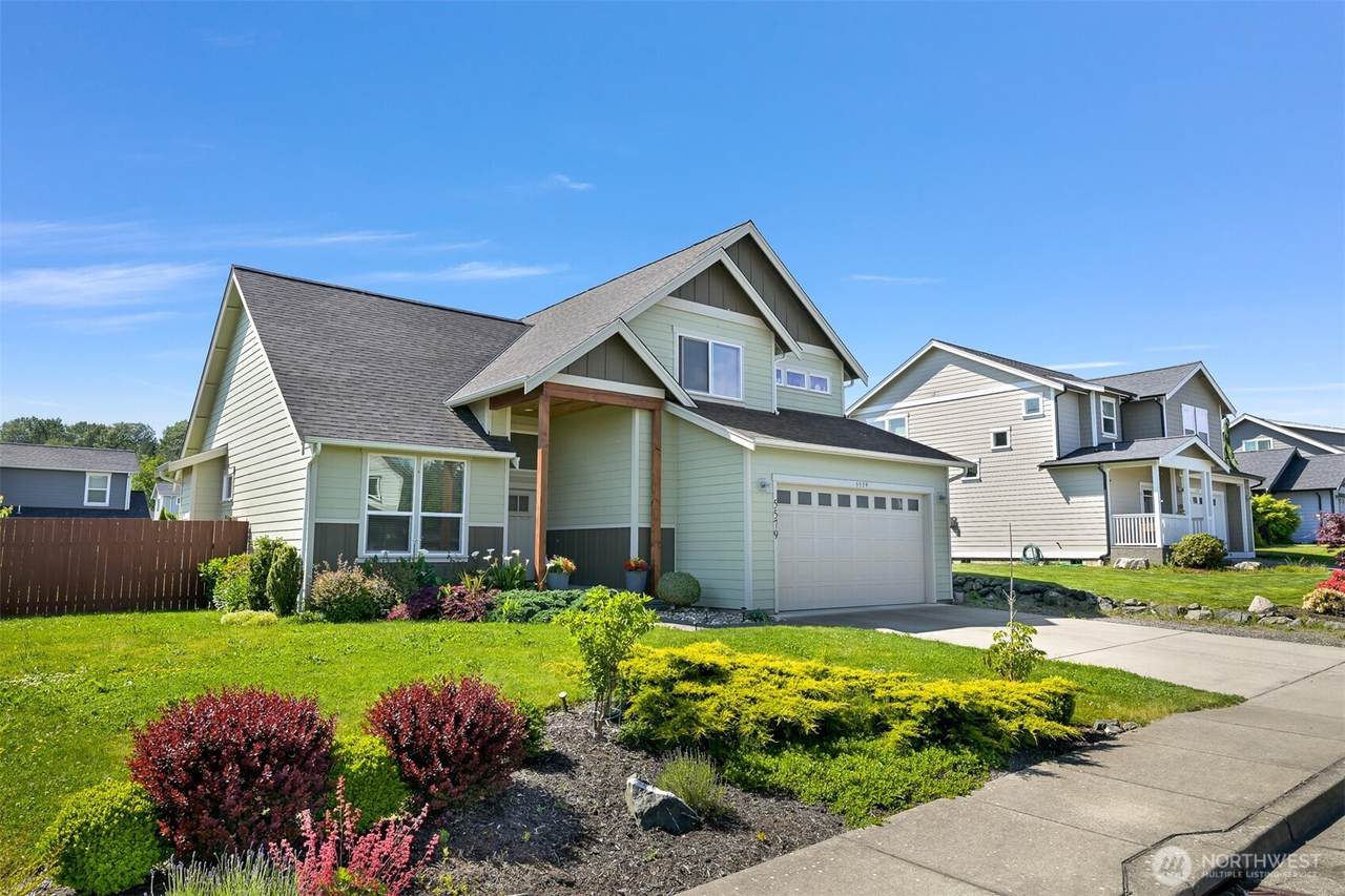5579 Clearview Dr - Photo 1