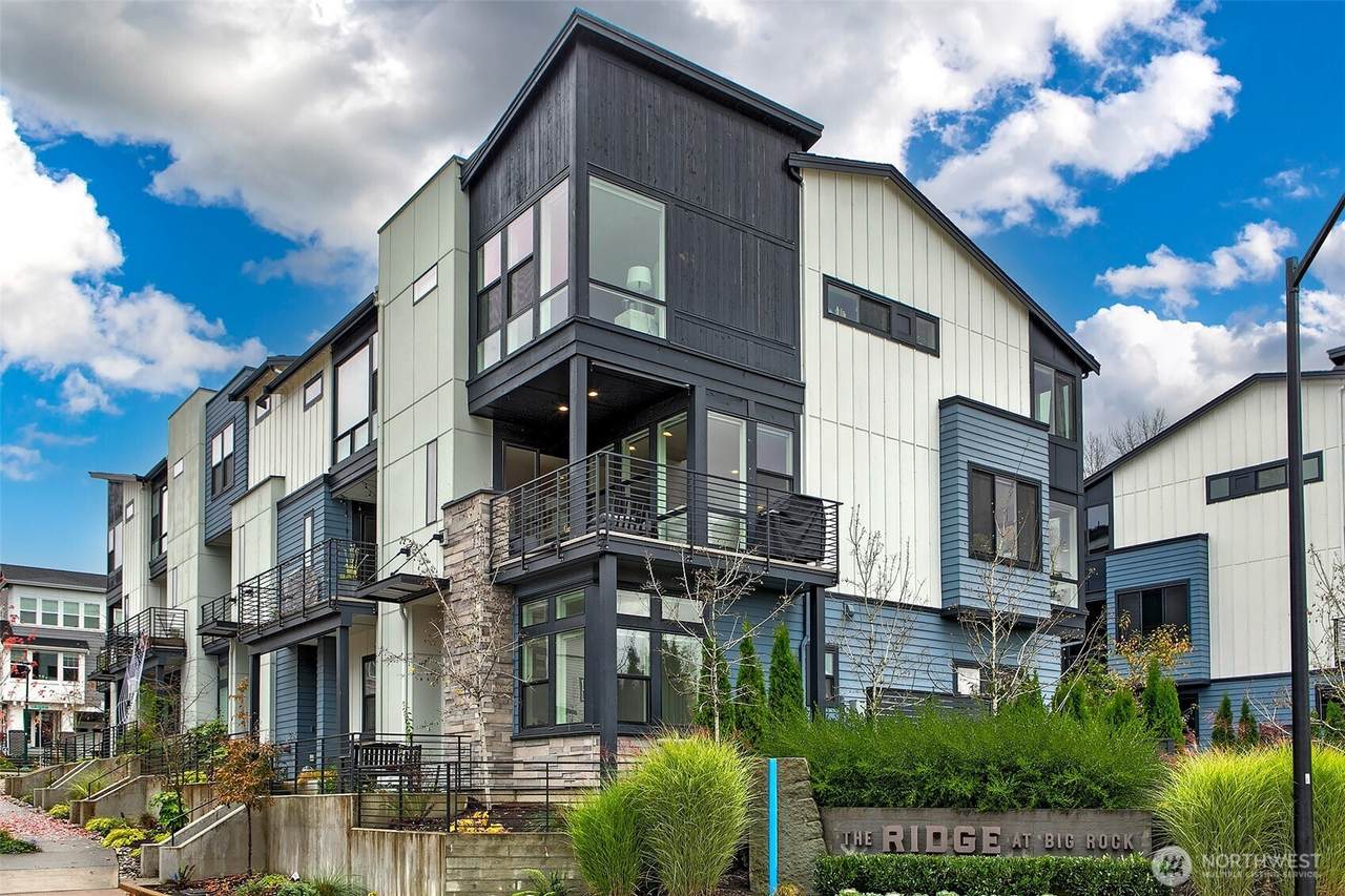 14002 3rd Avenue - Photo 1