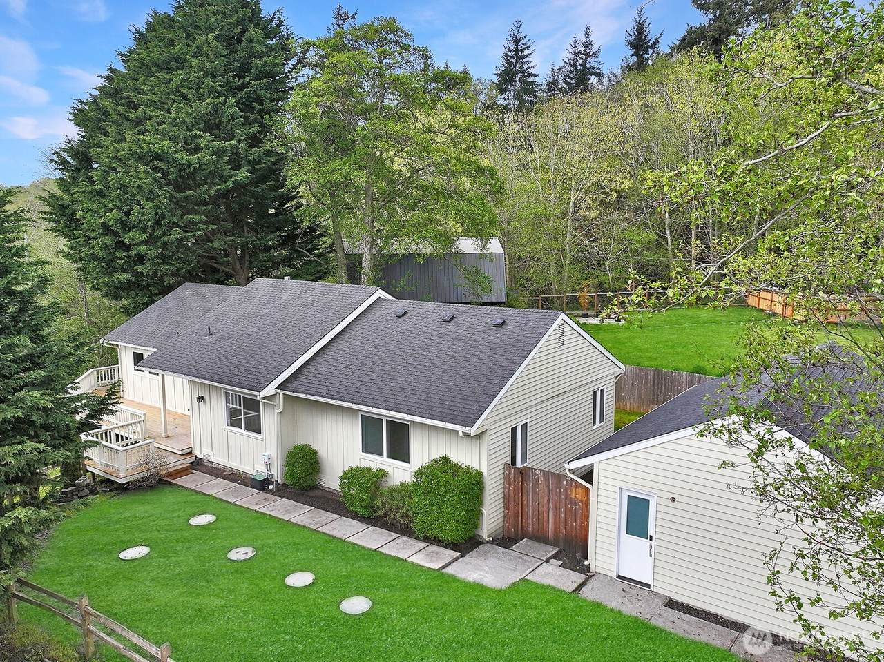 3760 Periwinkle Road - Photo 1