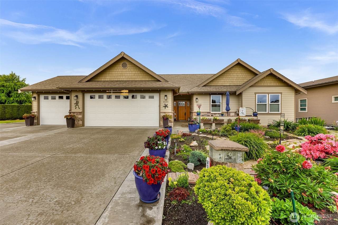 8123 Coquitlam Place - Photo 1