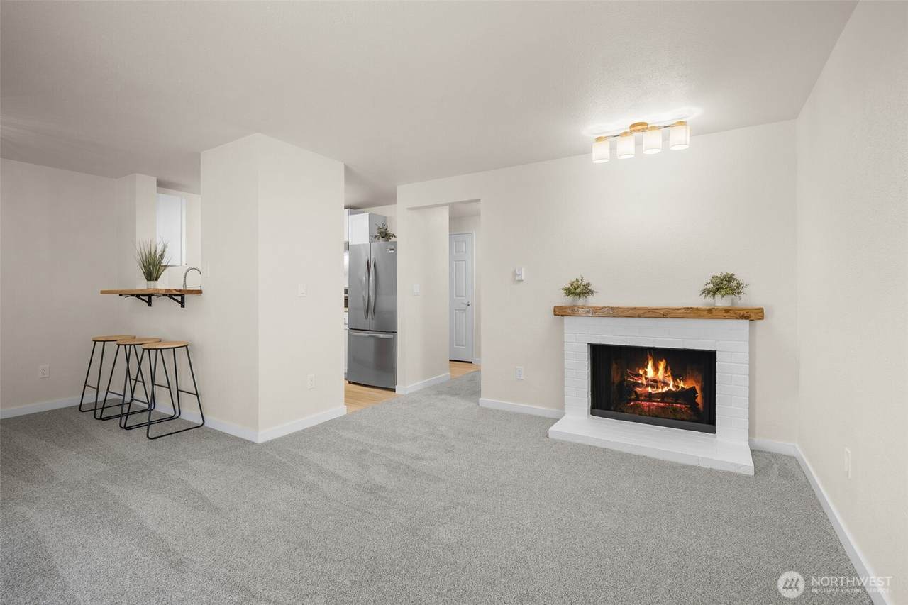 921 130th Street - Photo 1