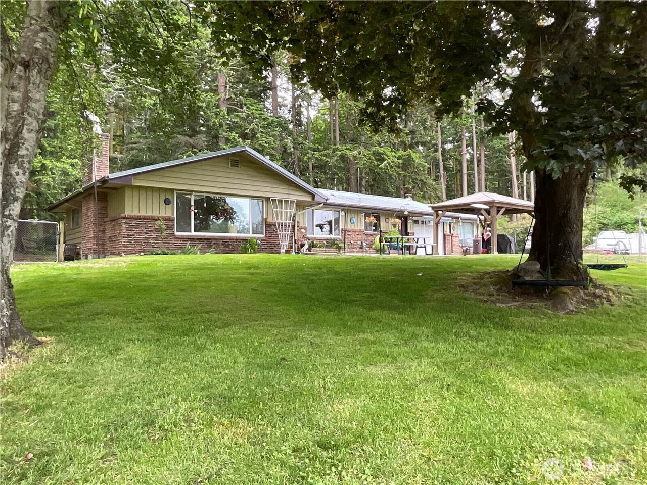 2757 Hunt Road - Photo 1