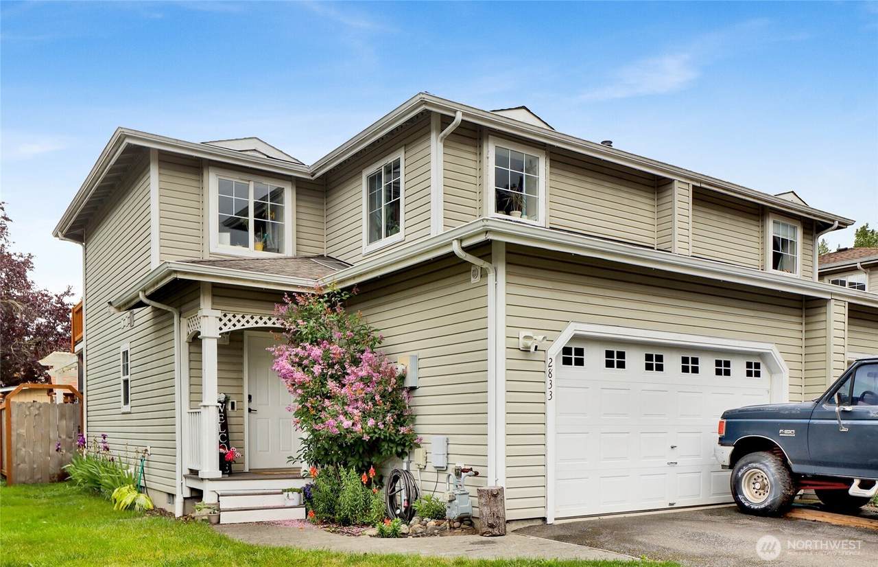 2833 Valencia Street - Photo 1