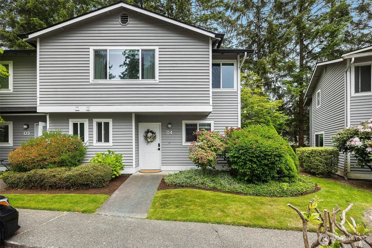 1526 192nd Street - Photo 1