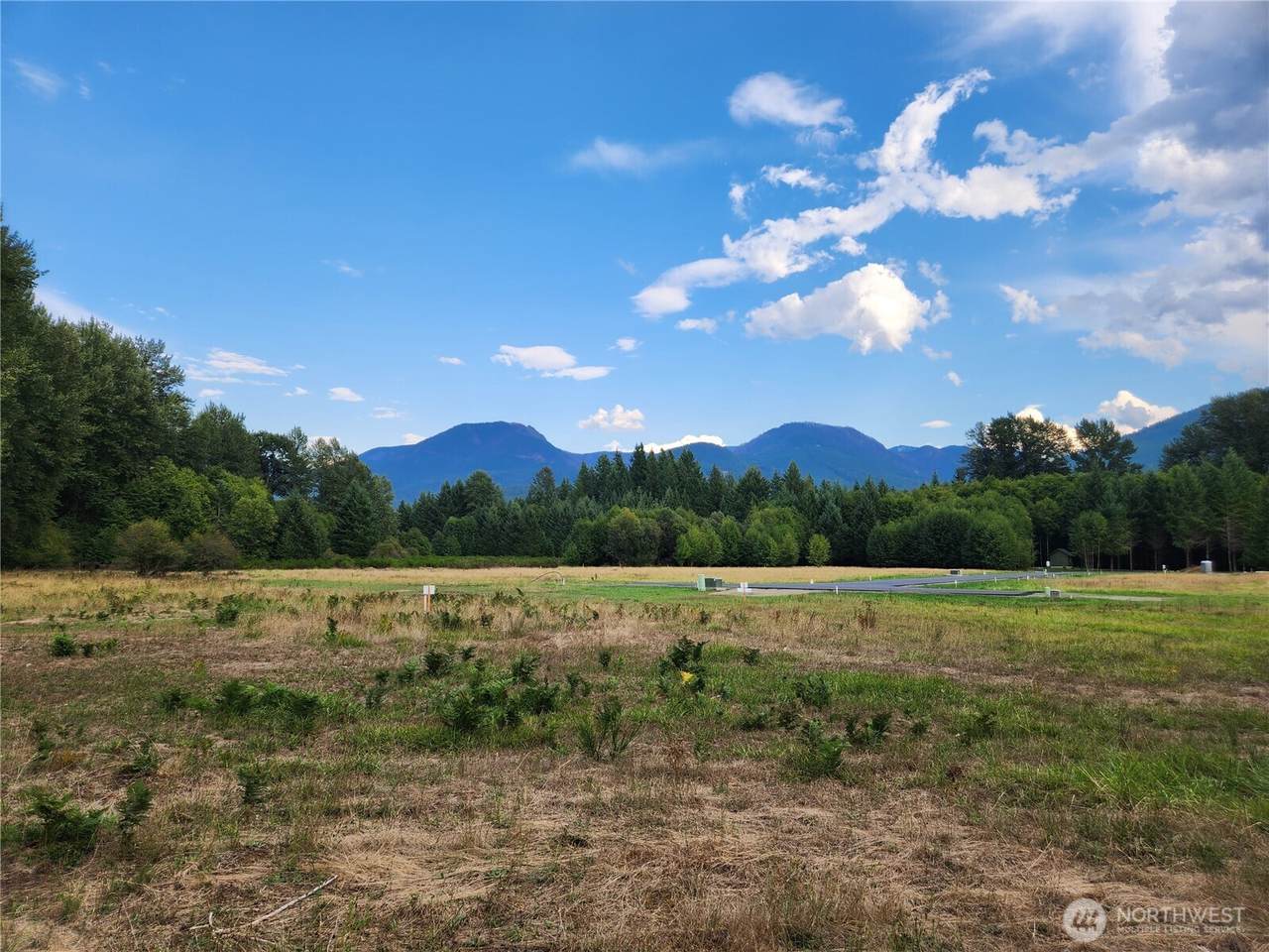131 Campfire Lane - Photo 1