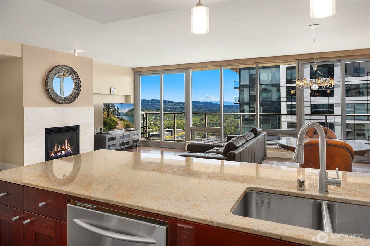 650 Bellevue Way - Photo 1