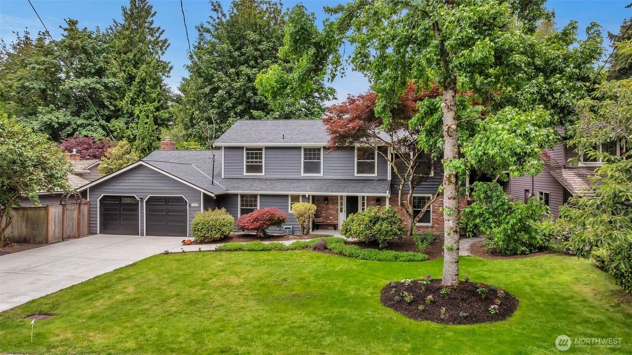 7928 76th Street - Photo 1