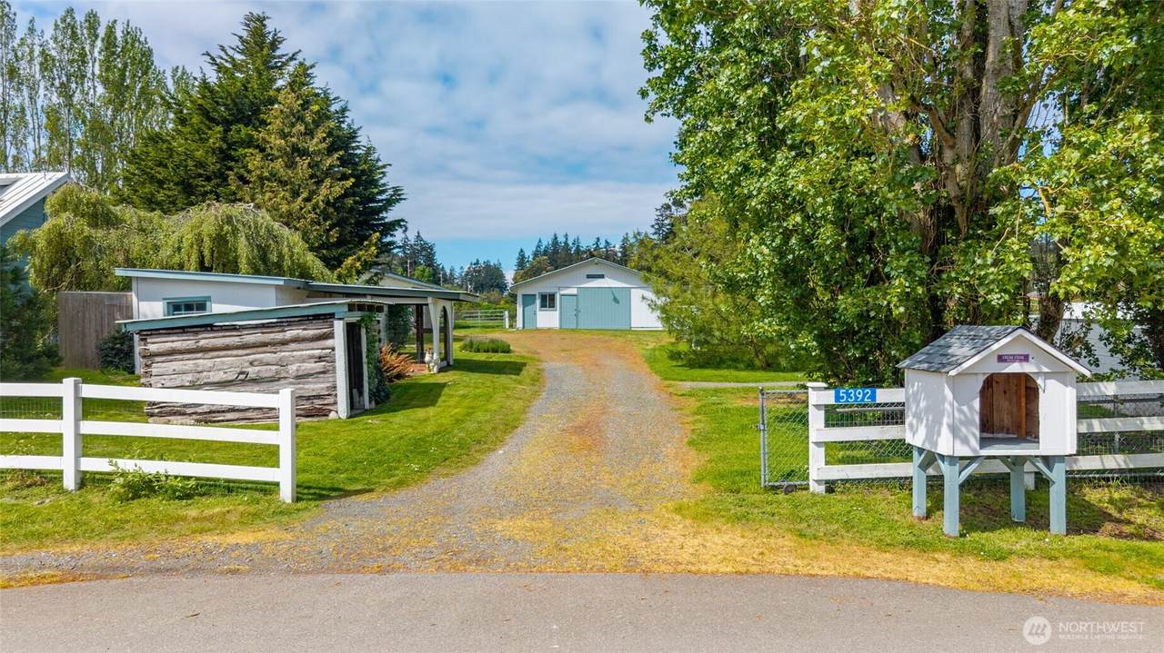 5392 Shore Meadow Road - Photo 1