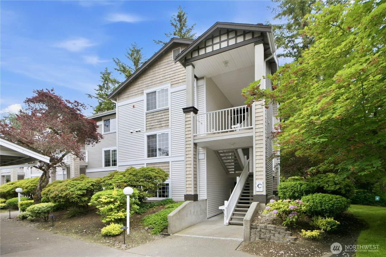 25235 Klahanie Blvd - Photo 1