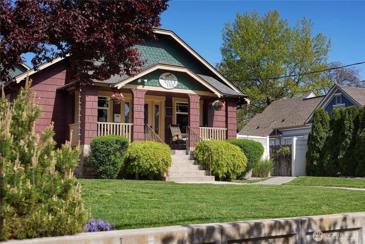 527 Catherine Street - Photo 1