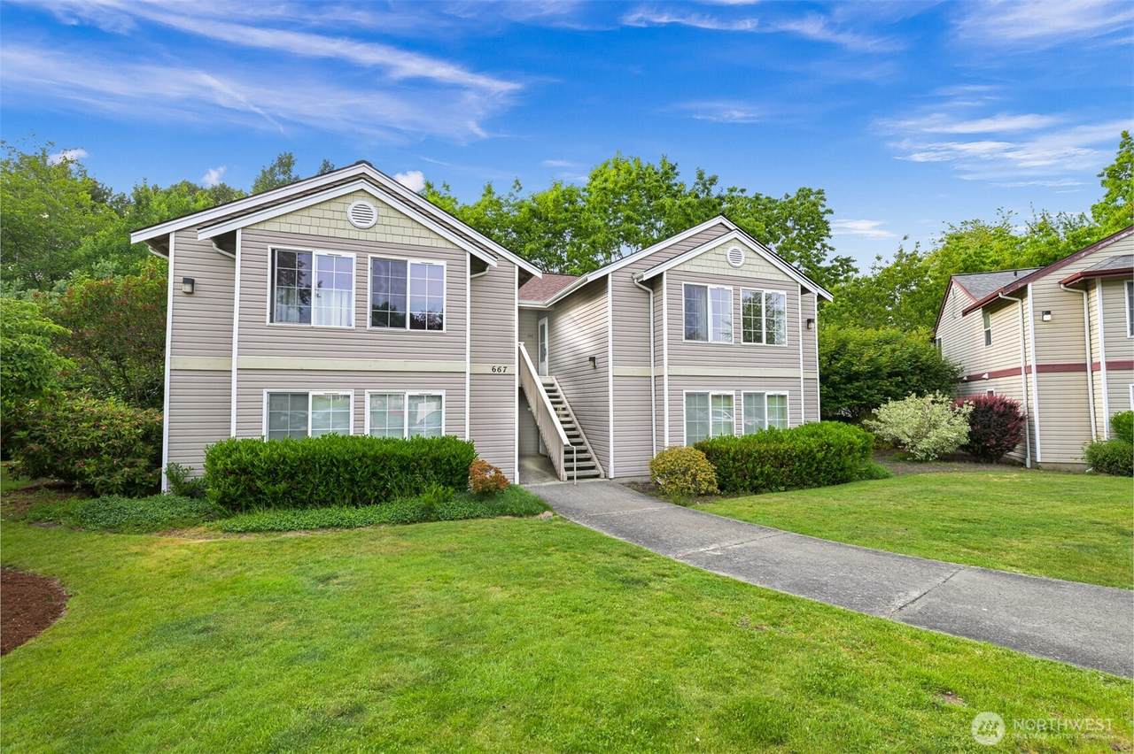 667 Horton Way - Photo 1