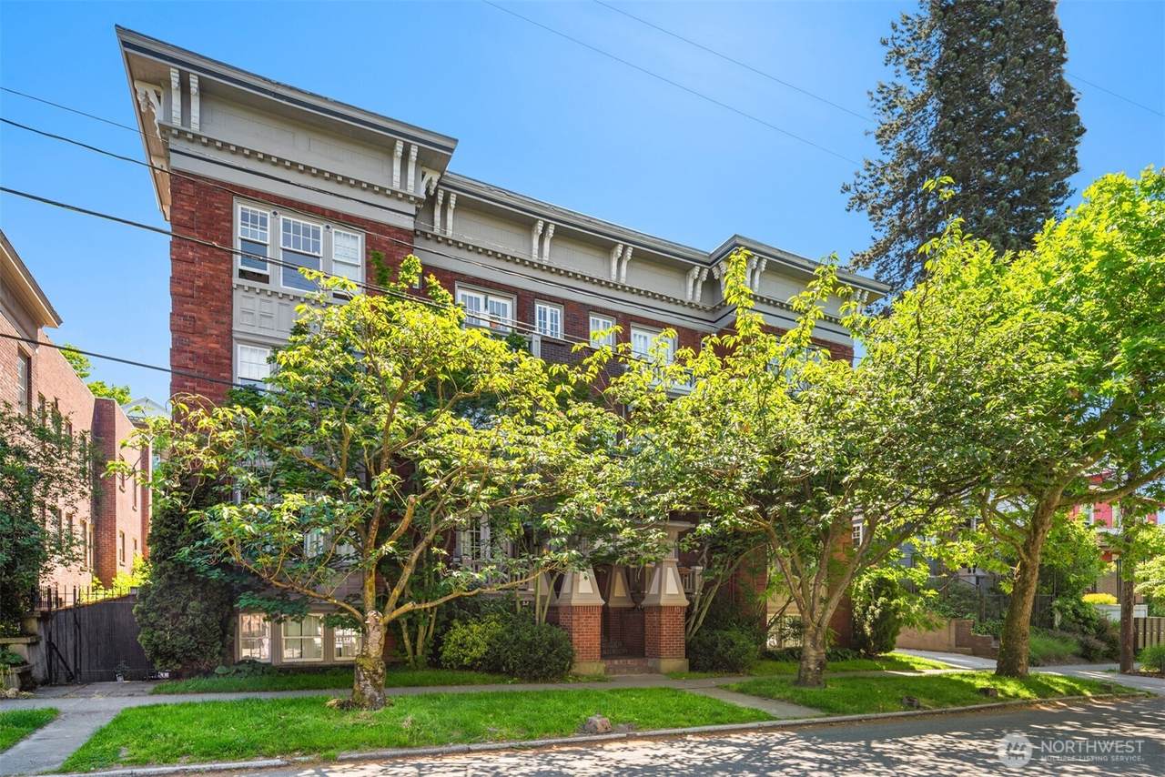214 13th Avenue - Photo 1