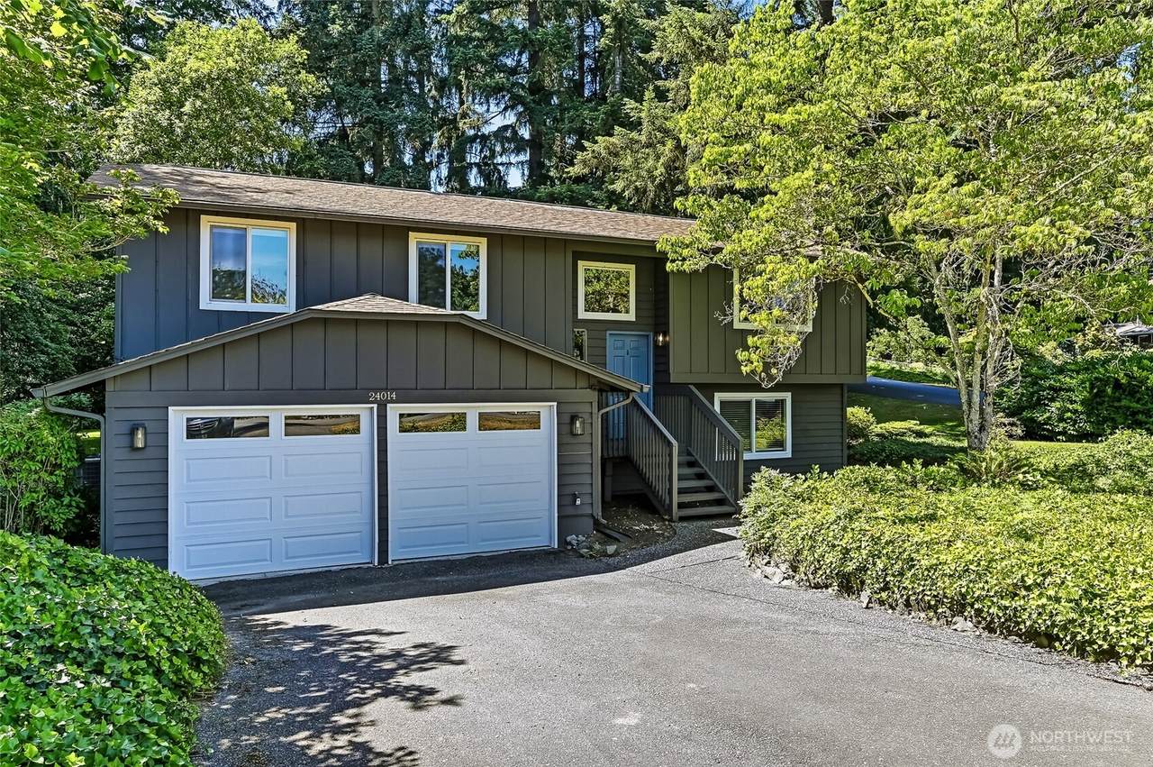 24014 57th Avenue - Photo 1